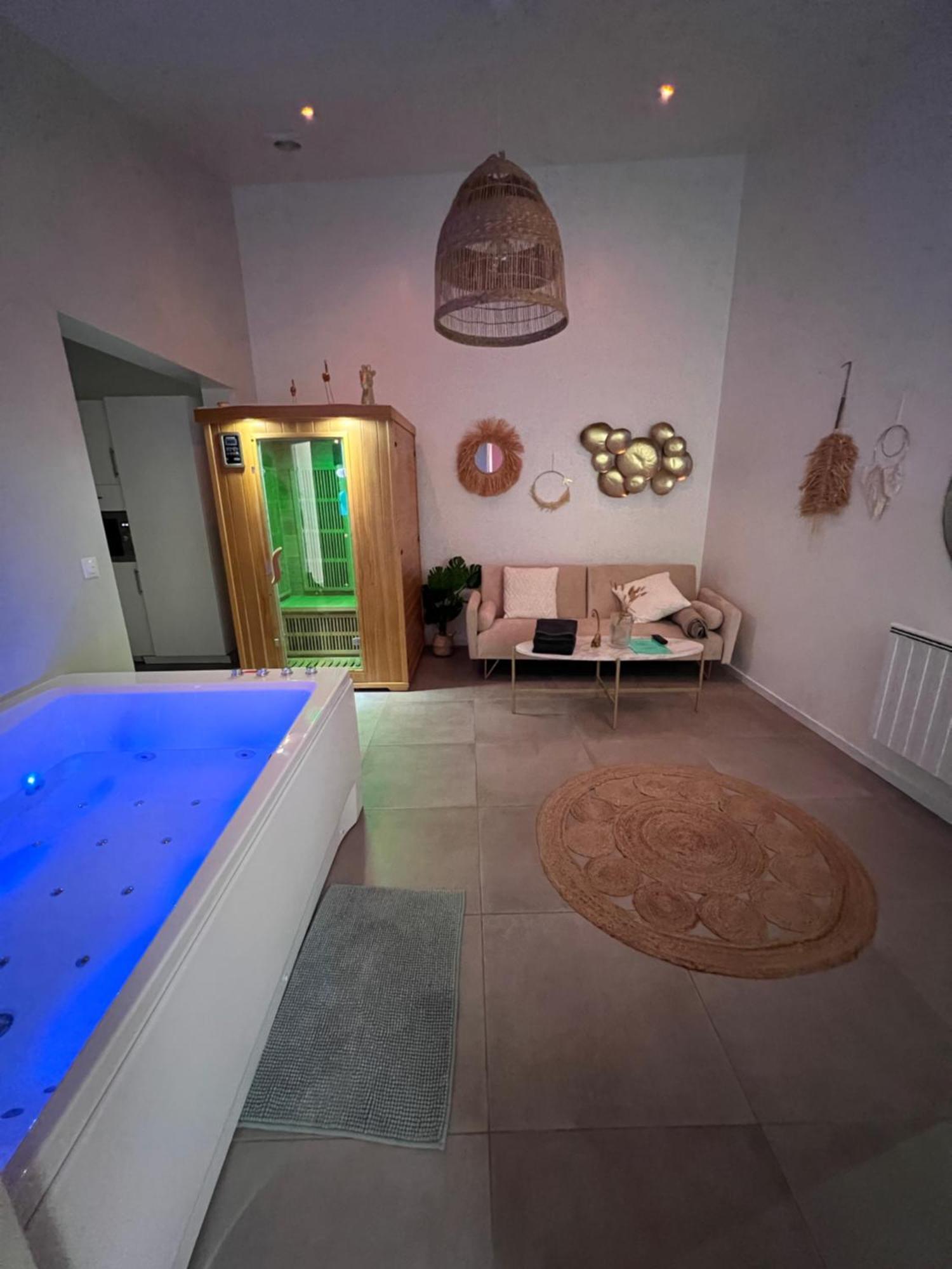 Spa Jungle Le Mesnil-Saint-Denis Exterior foto